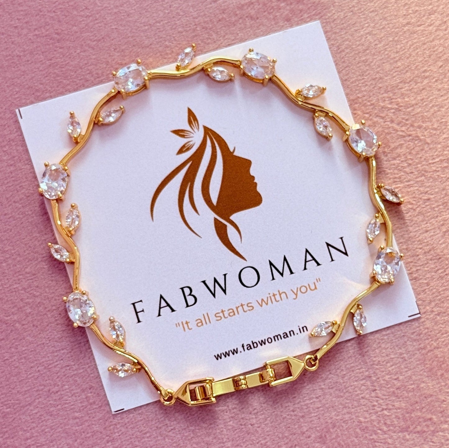 Snow White tulip bracelet