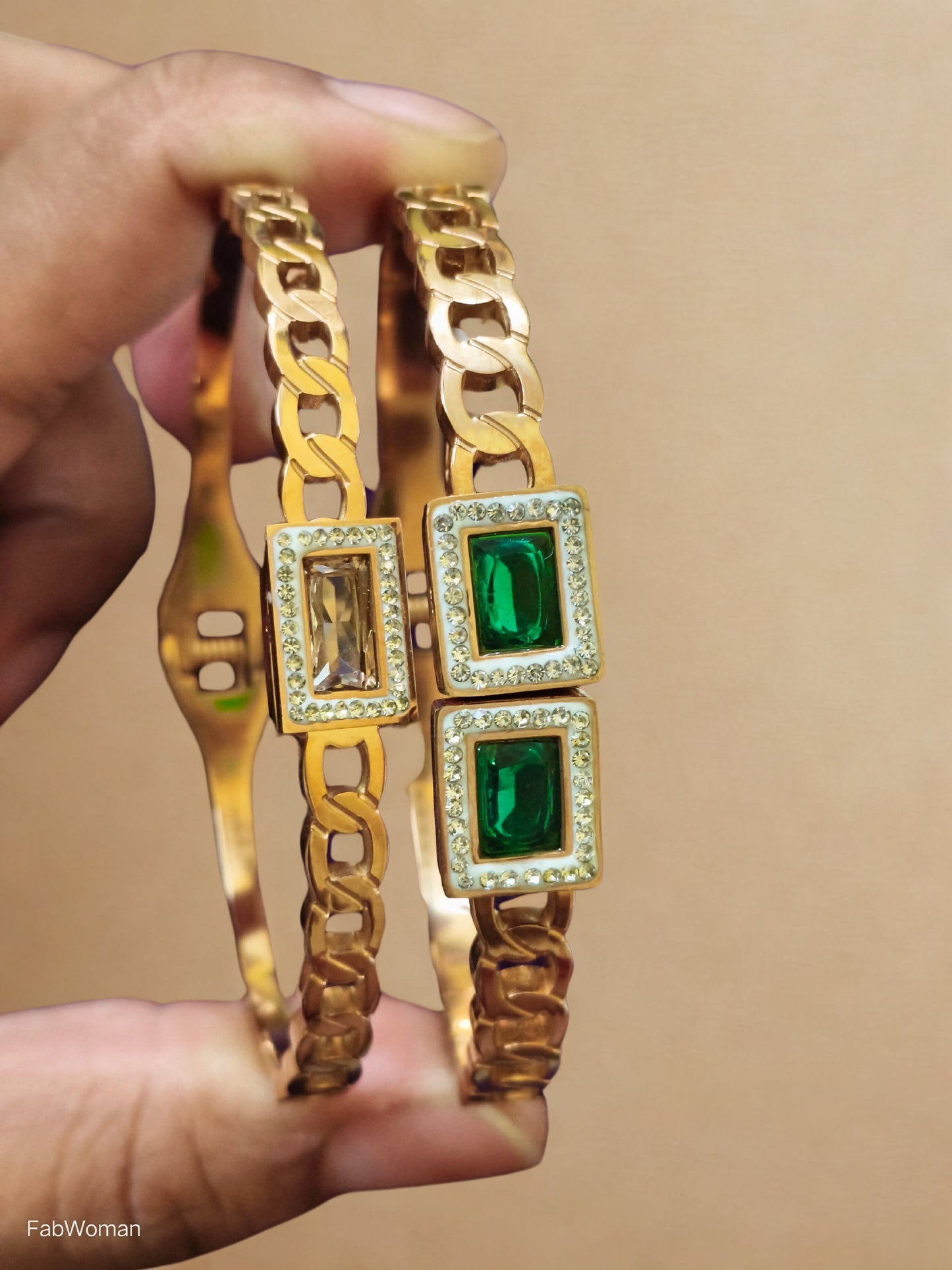 Emerald White Glow Stack