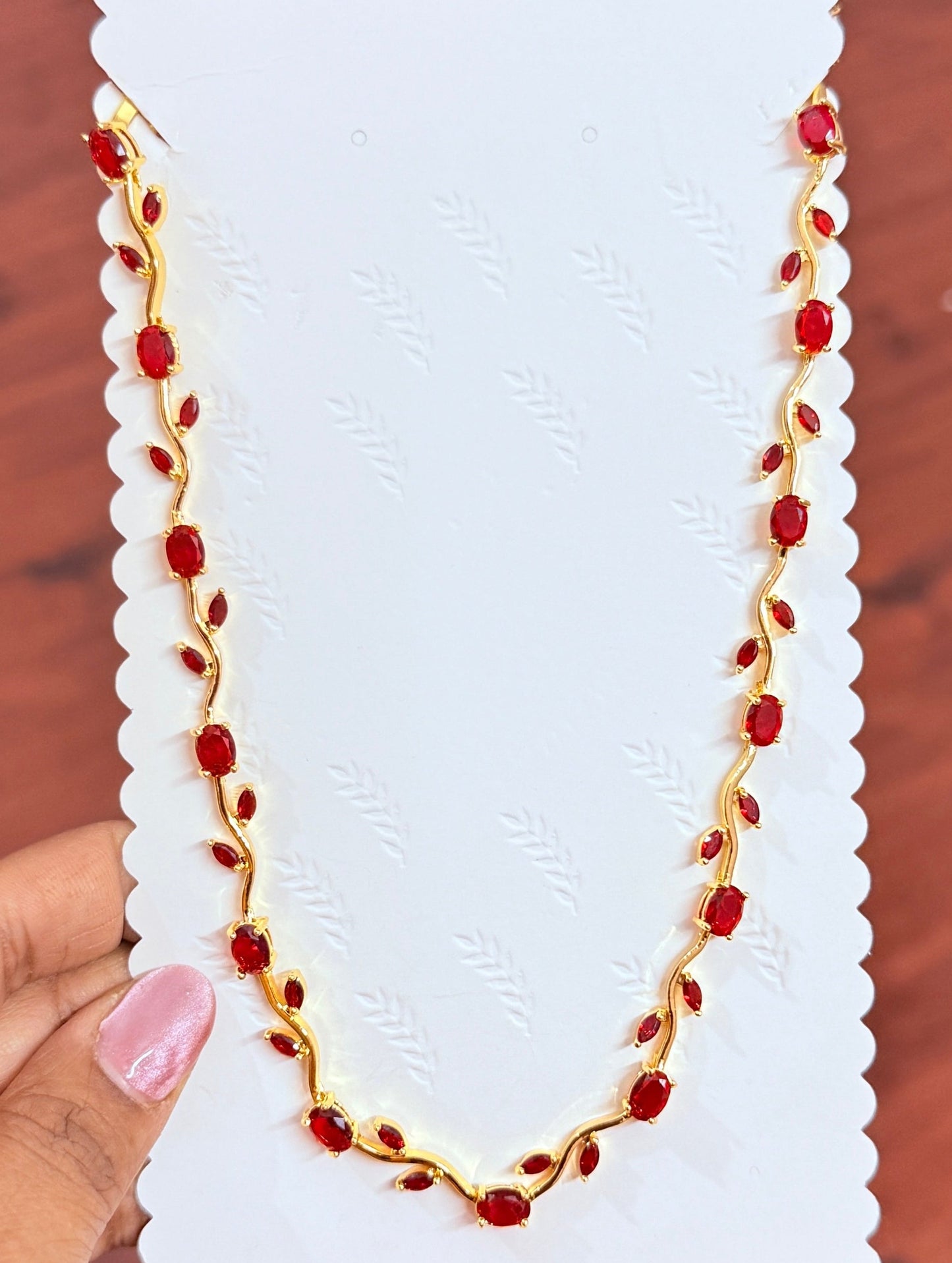 Red Tulip chocker