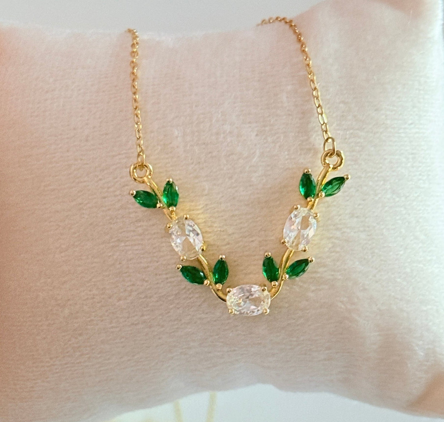 White green tulip necklace