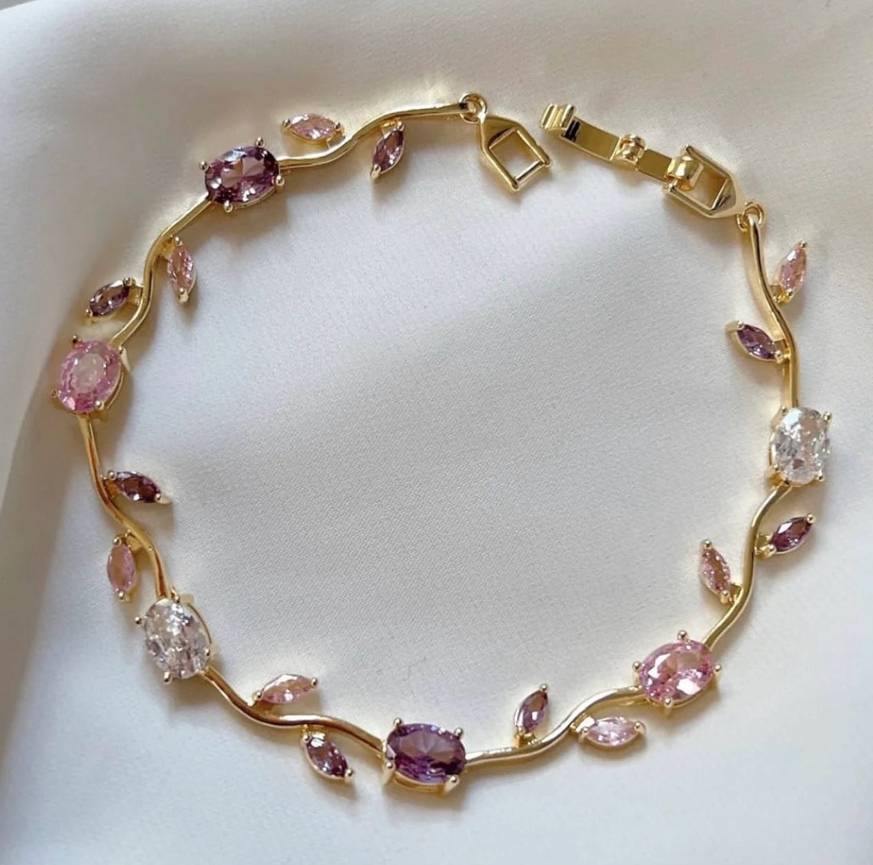 Princess tulip bracelet
