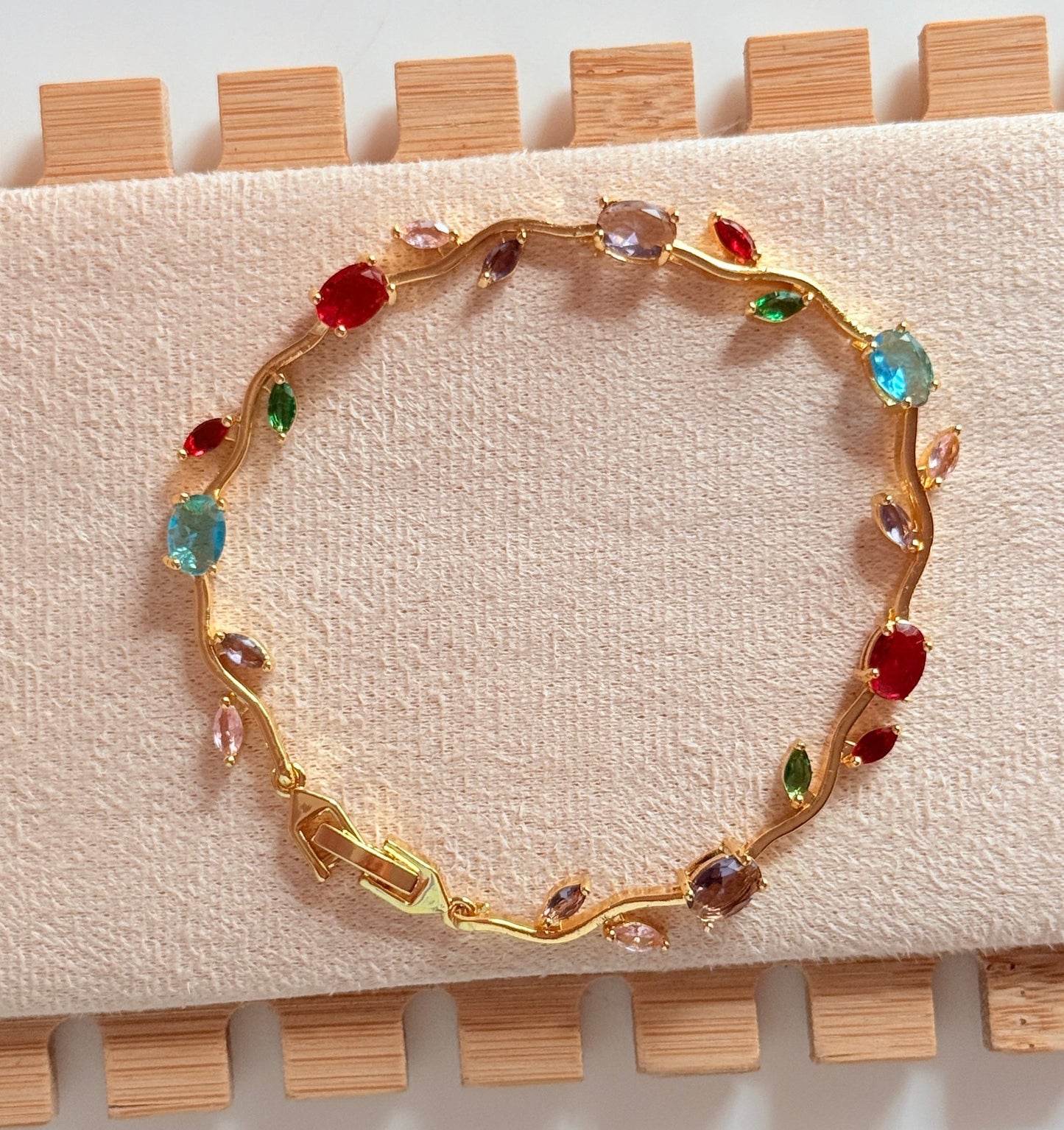 Multi-colour 1 tulip bracelet