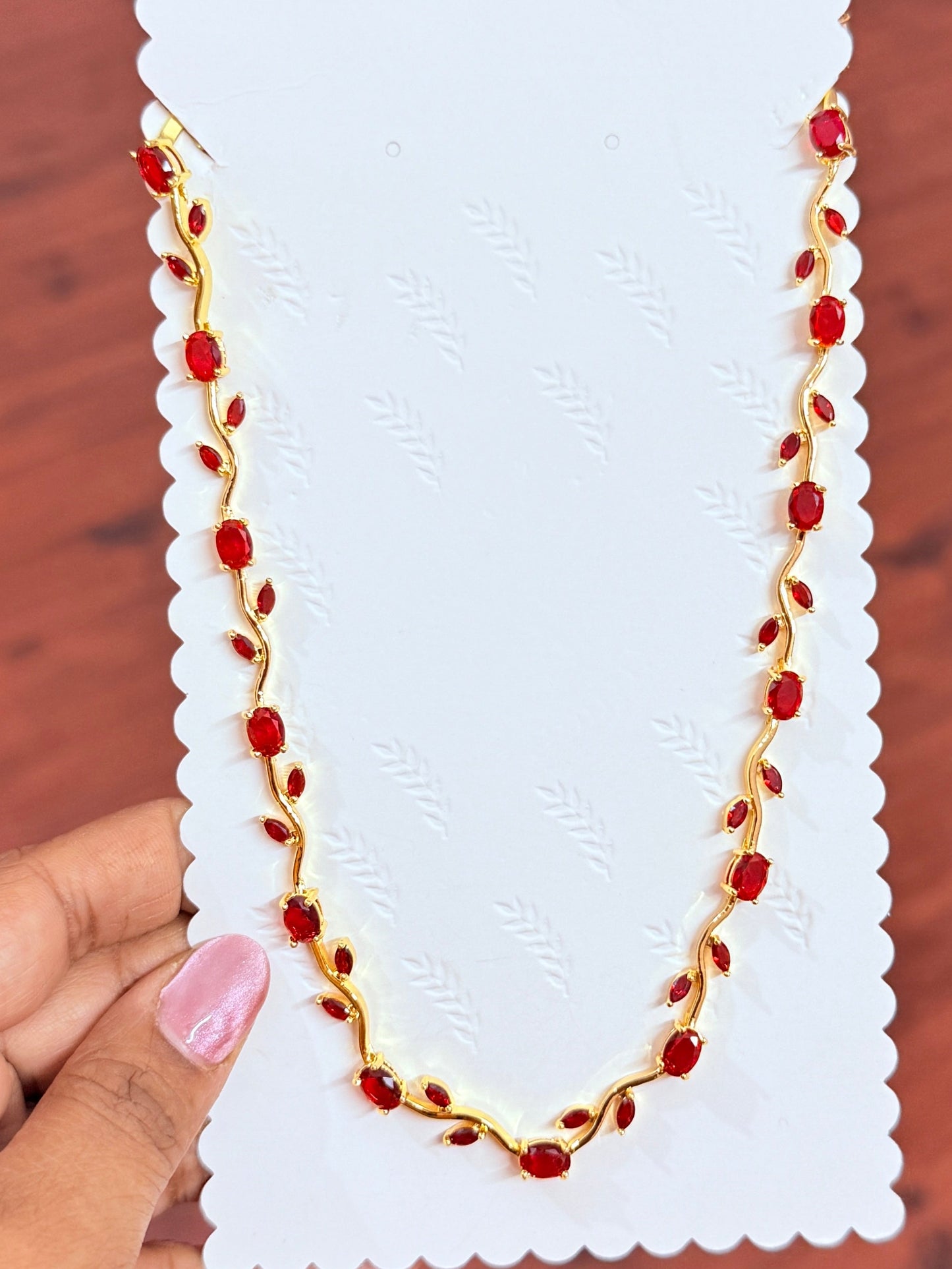 Red Tulip chocker