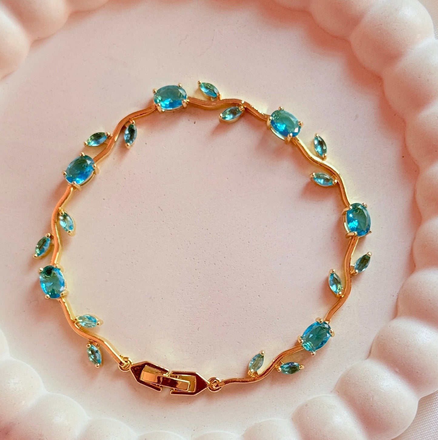 Aqua tulip bracelet
