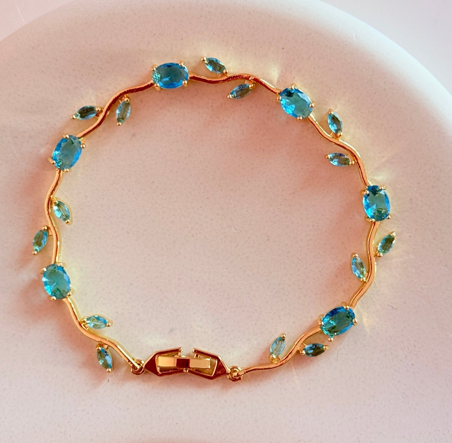 Aqua tulip bracelet