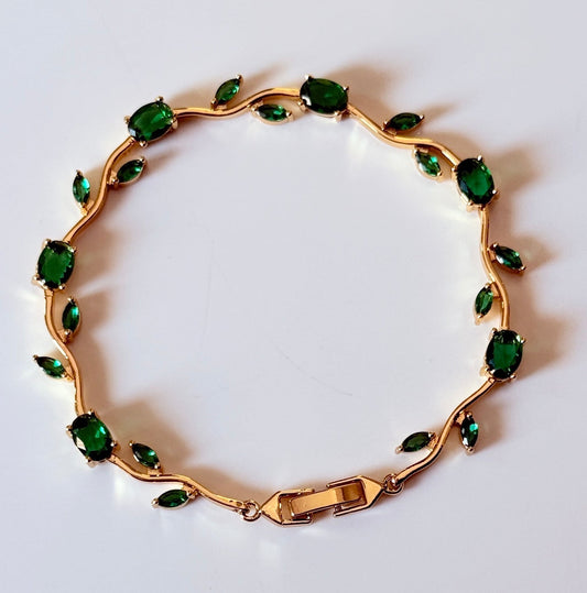 Green tulip bracelet