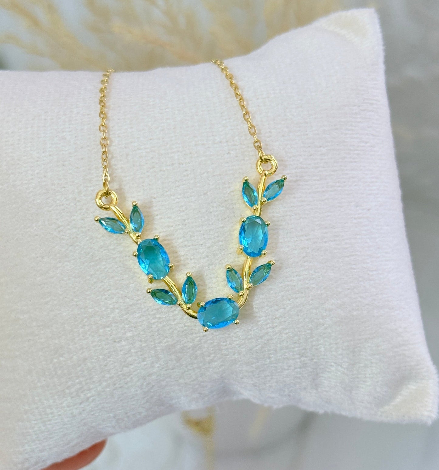 Aqua tulip necklace