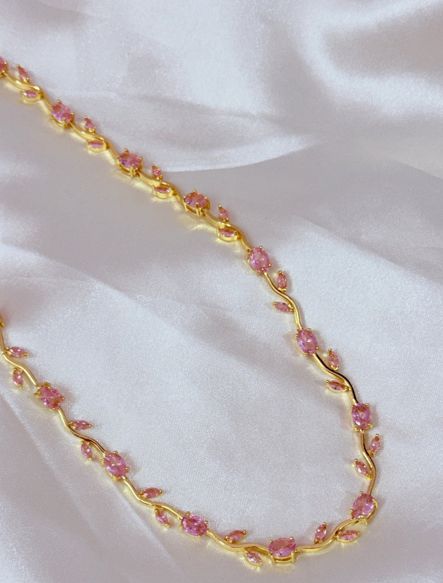 Pink Tulip chocker